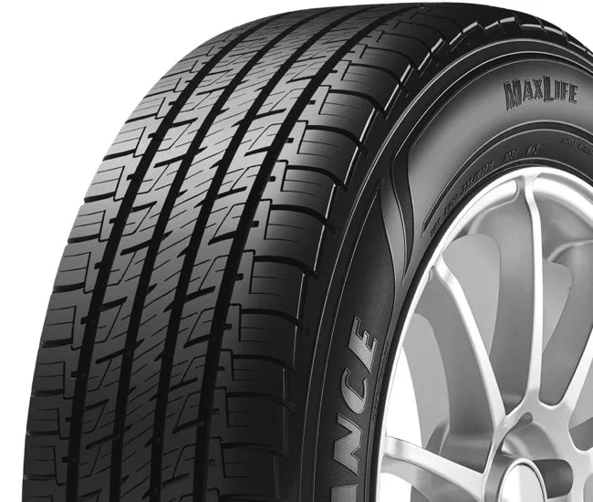 235/65R17 104H All-Season Tire K7464