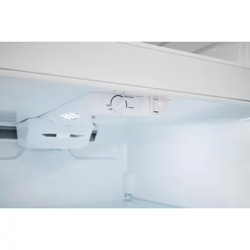 Top Freezer Refrigerator A394