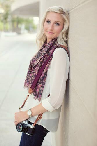Merlot Camera Strap F489160