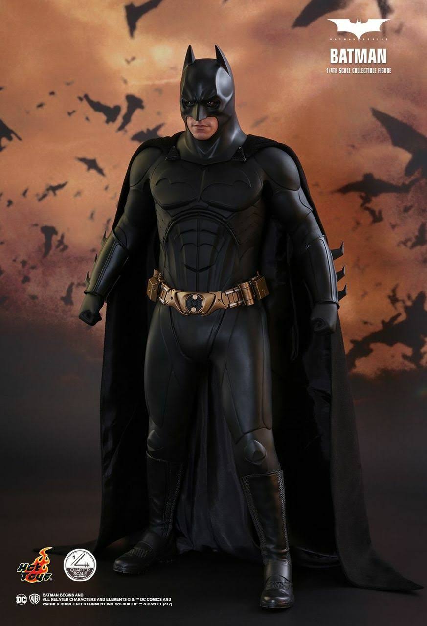 Batman 1/4 Scale Action Figure E91082