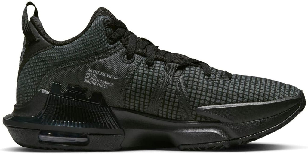 Black Basketball Shoes Y664591