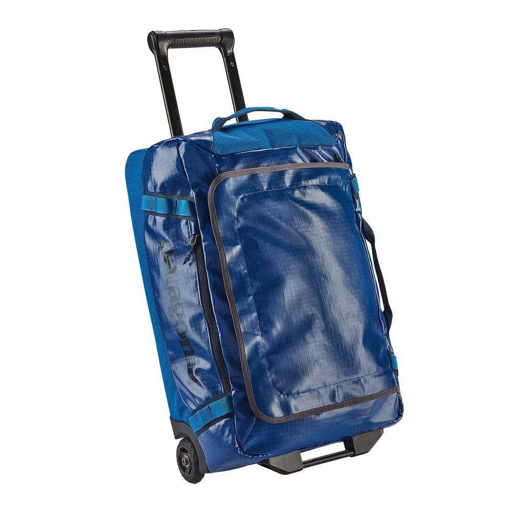 Black 40 Liters Wheeled Duffel M7890