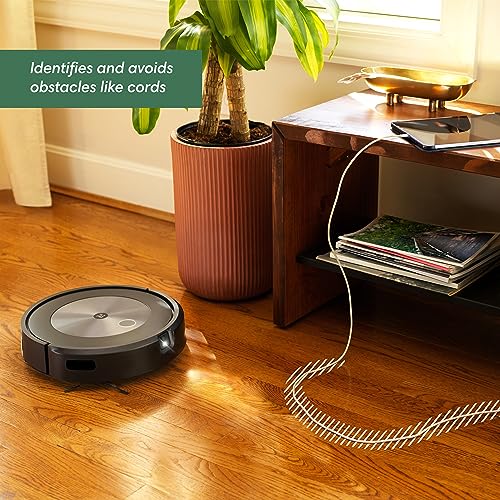 Self-Emptying Robot Vacuum H2455