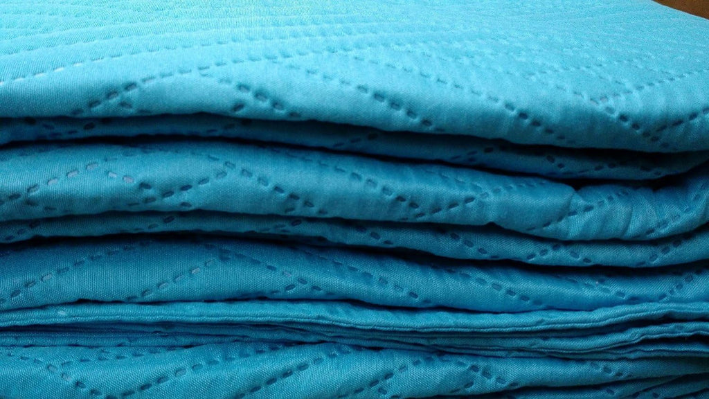 Turquoise Lagoon Light Blue Cal King 3-Pieces Quilt Set Z5085