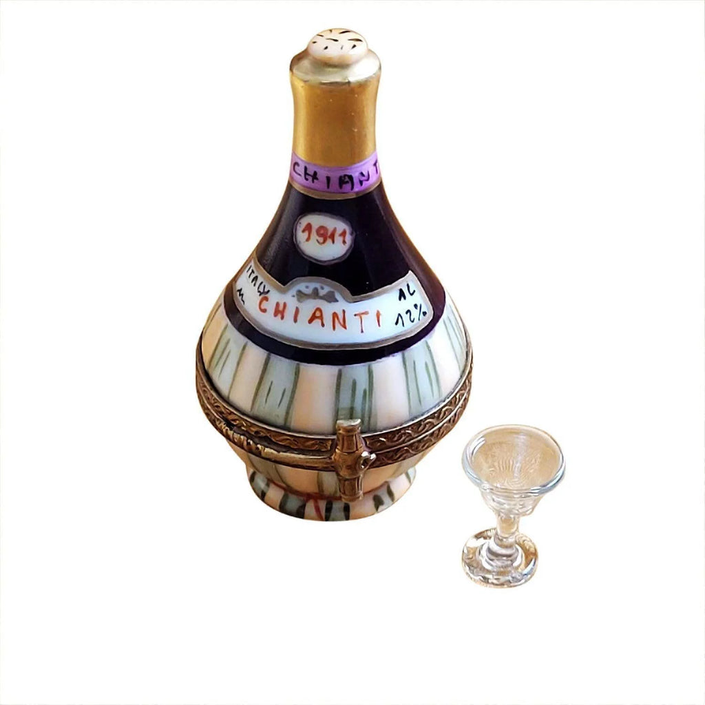 Porcelain Figurine with Removable Wine Glass U539322