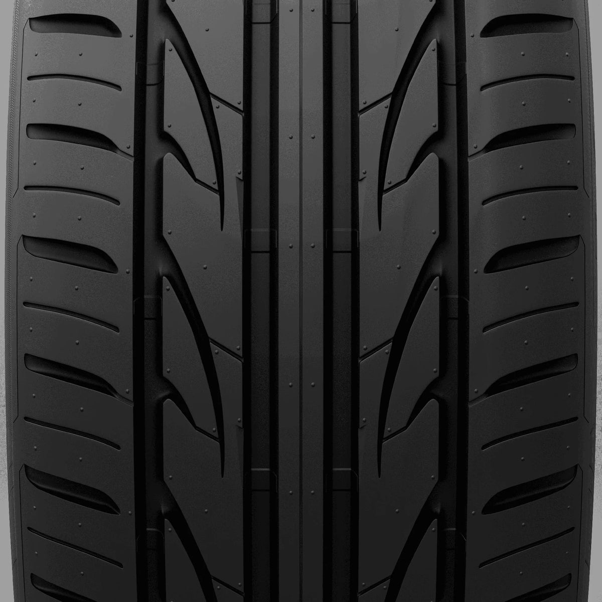 215/55ZR17 98W Passenger Tire P744959