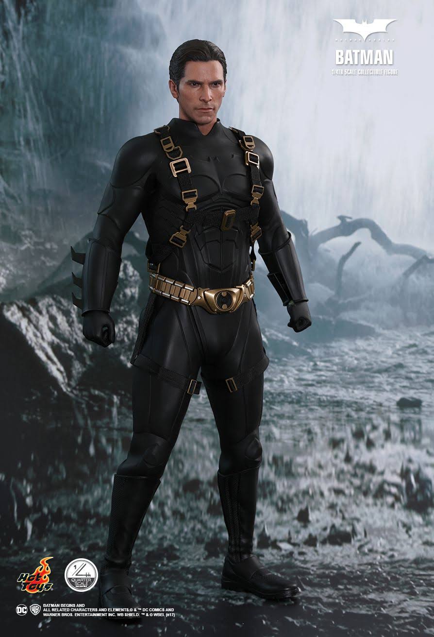 Batman 1/4 Scale Action Figure E91082