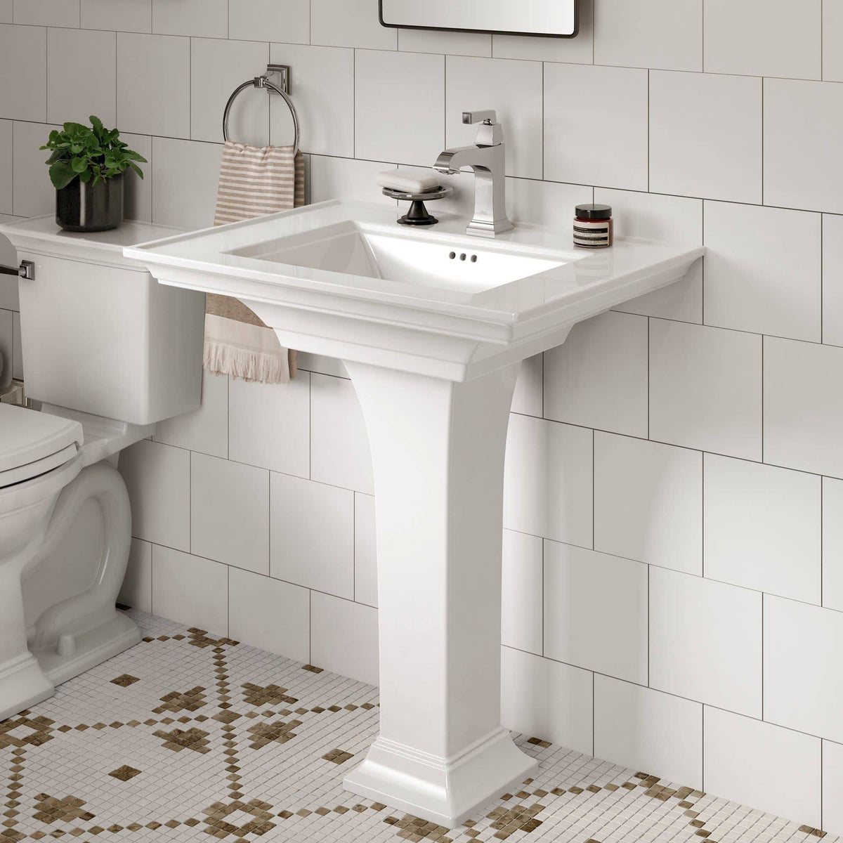 Brushed Nickel Single Hole Bathroom Faucet P719