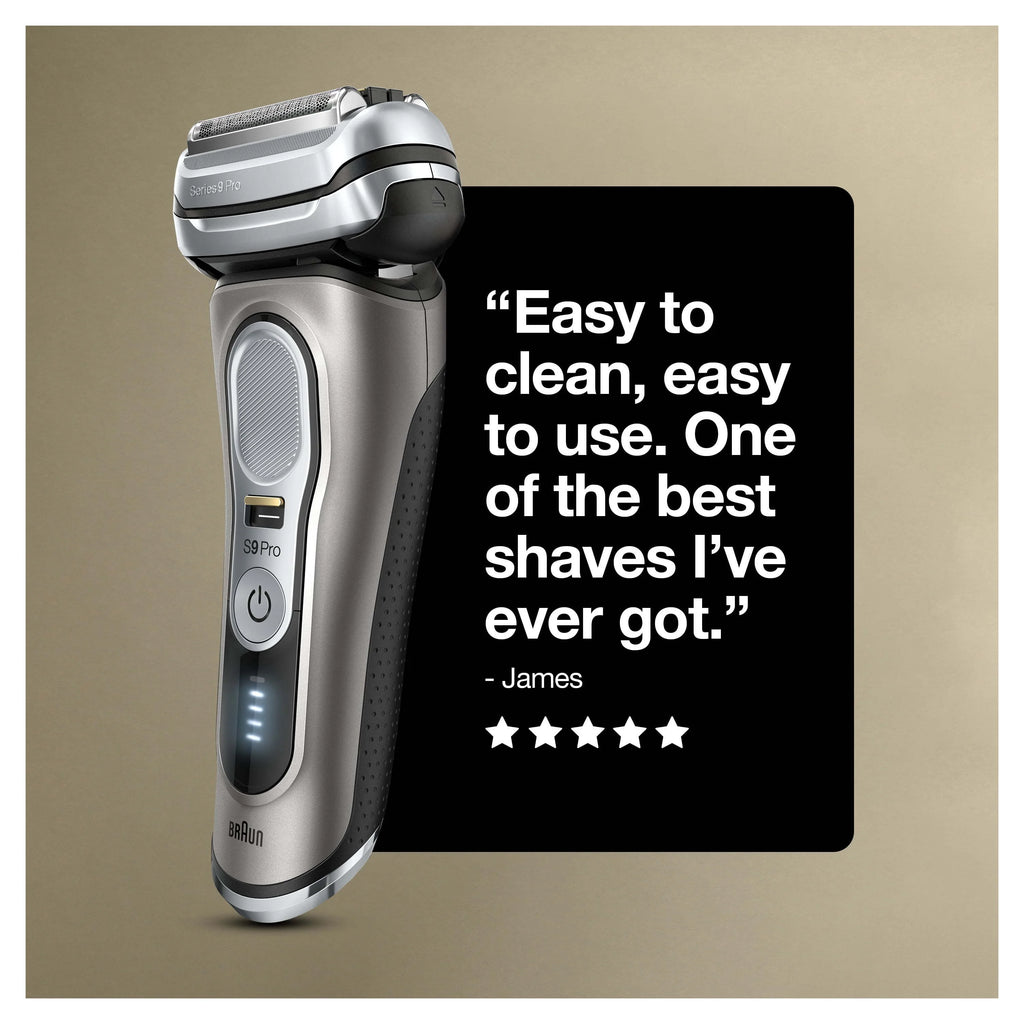 Rechargeable Wet Dry Electric Shaver with Clean Station L703605