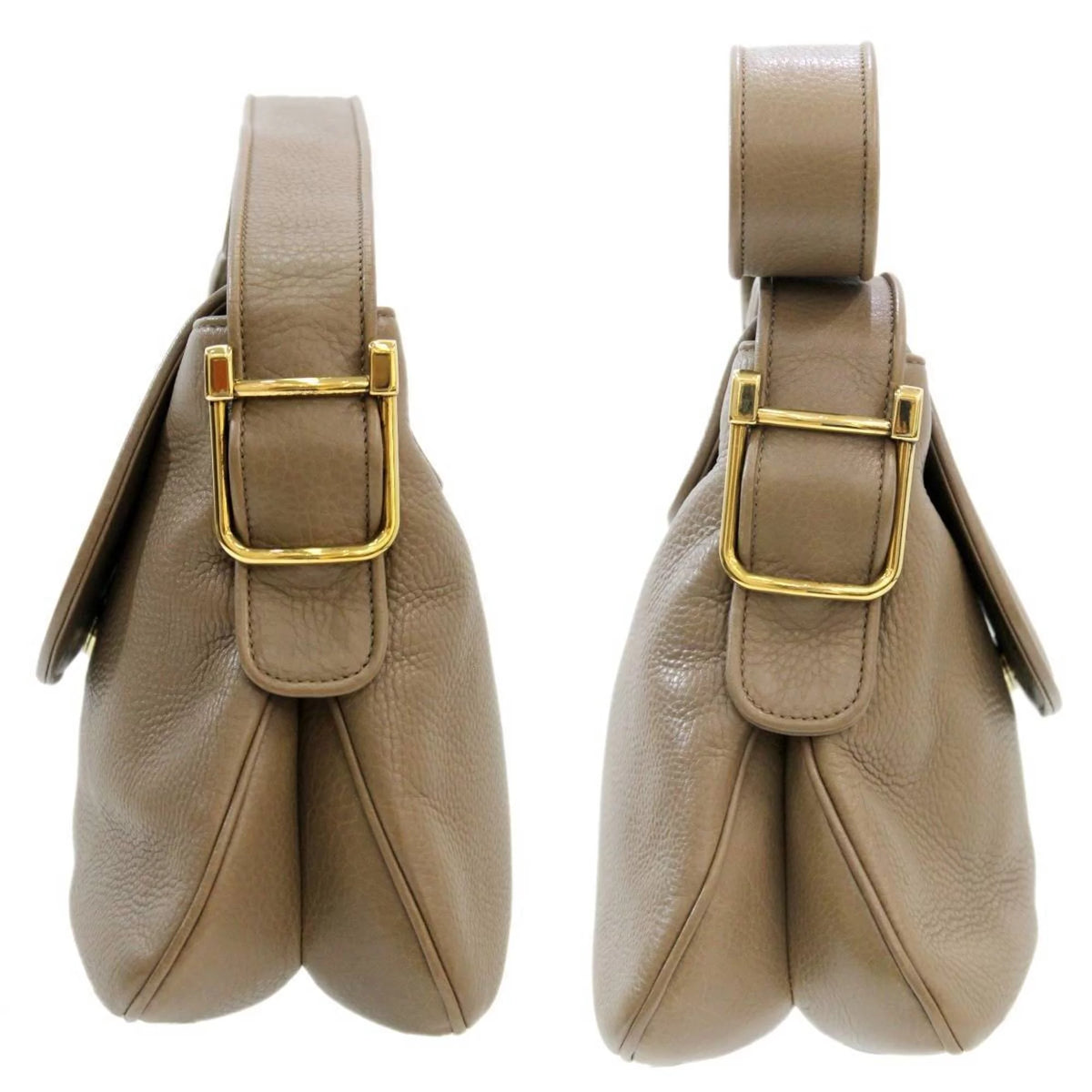Pre-Owned Leather Shoulder Bag T66687