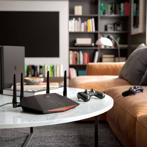 Wireless Router with Gigabit Ethernet L76092