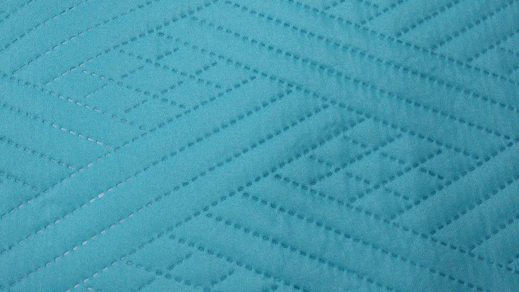Turquoise Lagoon Light Blue Cal King 3-Pieces Quilt Set Z5085