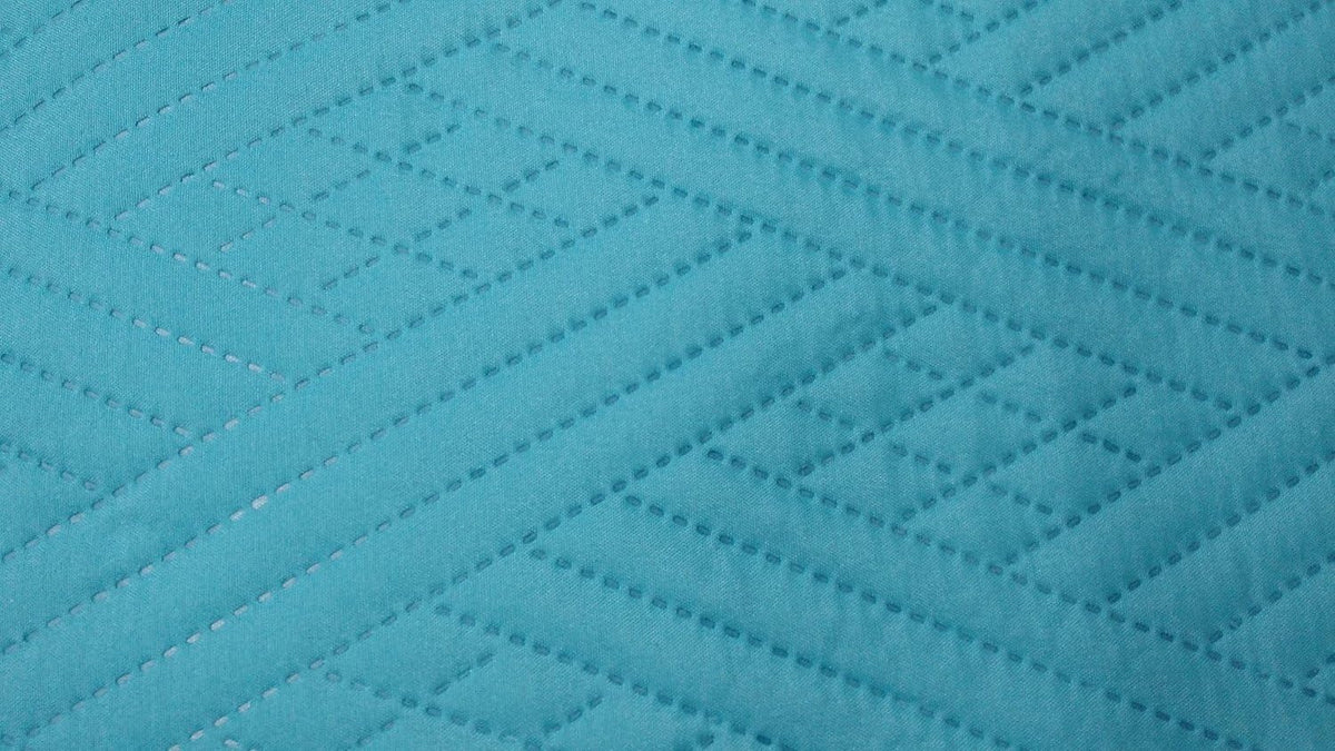 Turquoise Lagoon Light Blue Cal King 3-Pieces Quilt Set Z5085