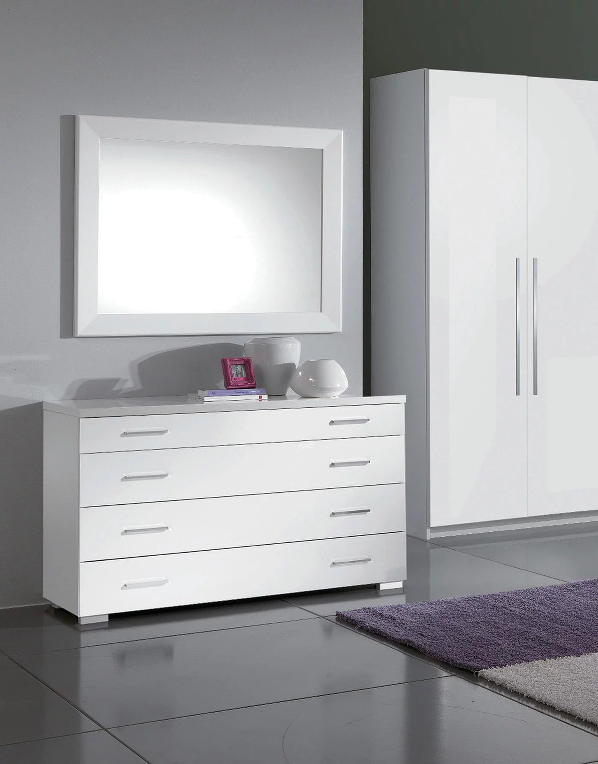 White High Gloss Lacquer 4 Drawer Dresser X113235