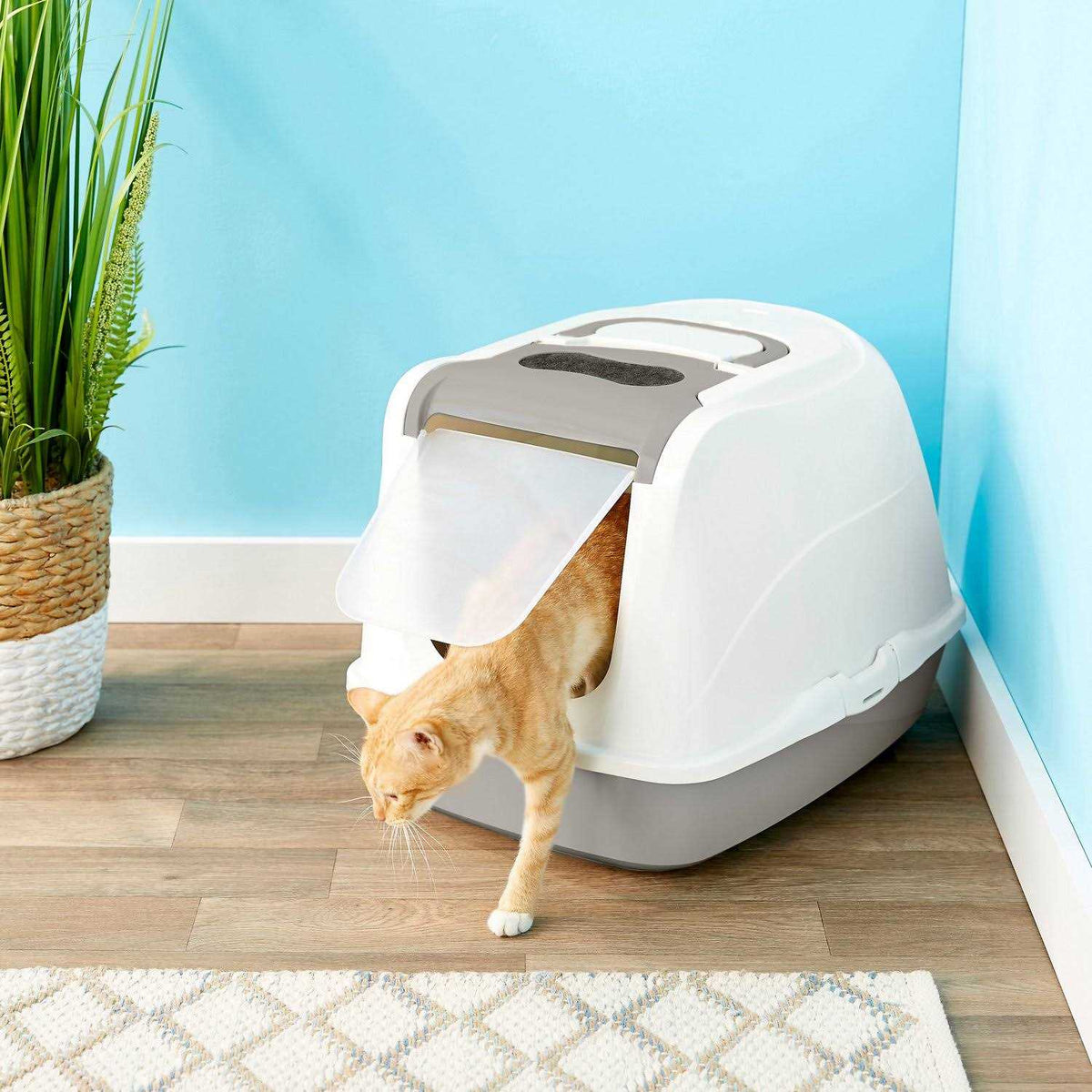 Flip Top Hooded Cat Litter Box C7888