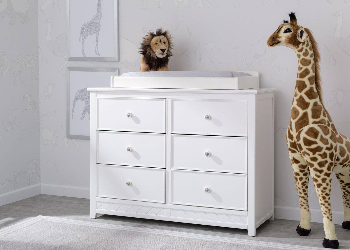 6 Drawer White Dresser G853969