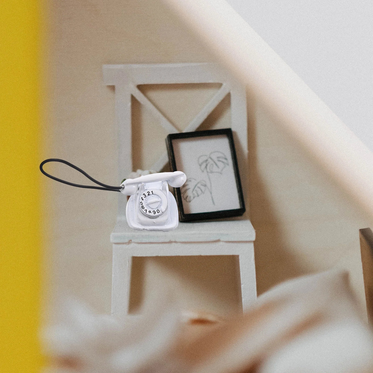 Miniature Telephone Doll House Toys Vintage Decor Metal White B418468
